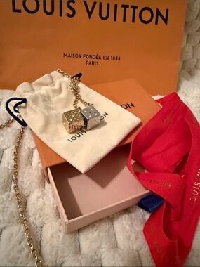 🔥Louis Vuitton Luckygram Crystal Dice Pendant Necklace Collectible🔥